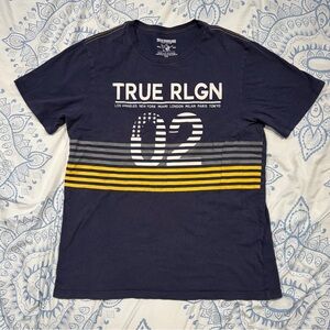 True Religion shirt Medium
